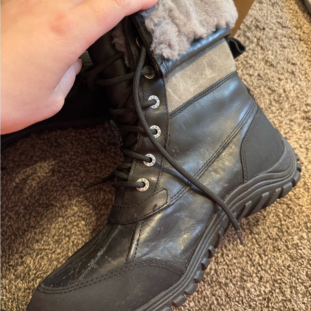 Ugg Adirondack II